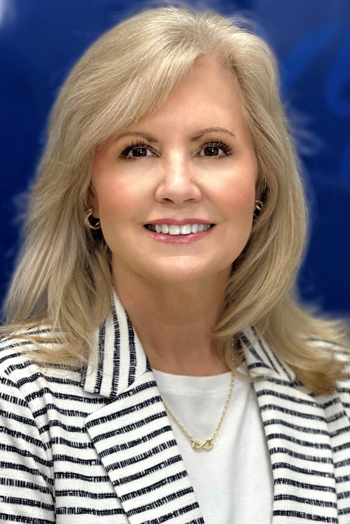 cno_theresa_dix_headshot